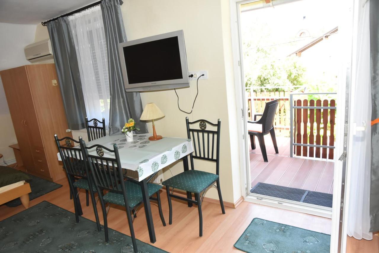 Gyenesi Virag Apartman Gyenesdiás Zimmer foto