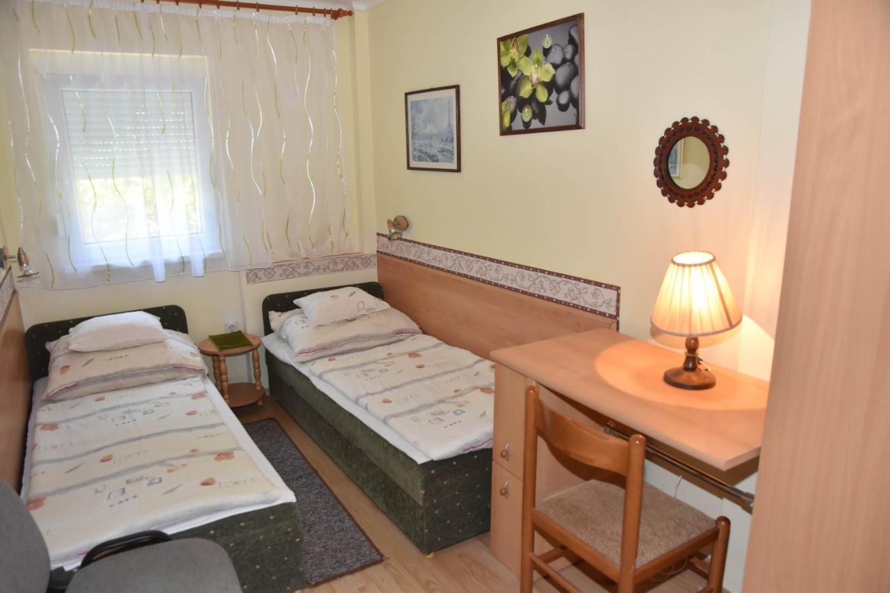 Gyenesi Virag Apartman Gyenesdiás Exterior foto