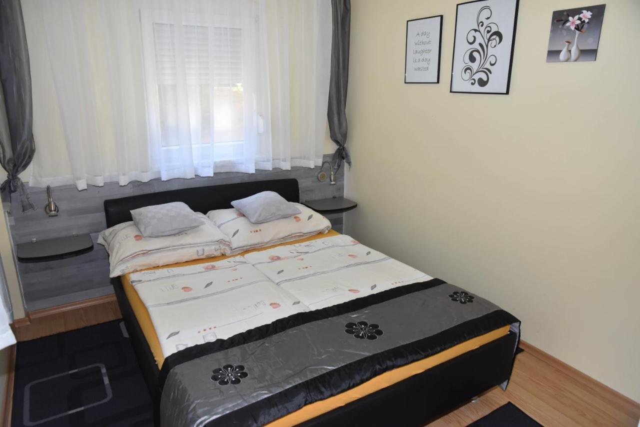 Gyenesi Virag Apartman Gyenesdiás Exterior foto