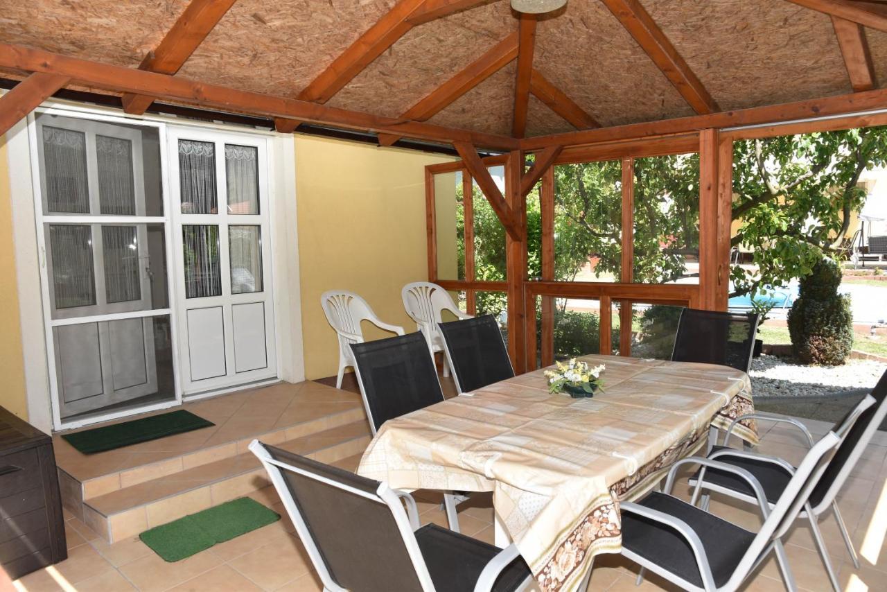Gyenesi Virag Apartman Gyenesdiás Exterior foto